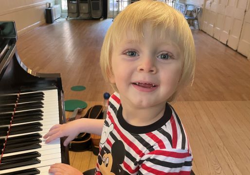 Intro to Piano I (Ages 2-3 with caregivers)